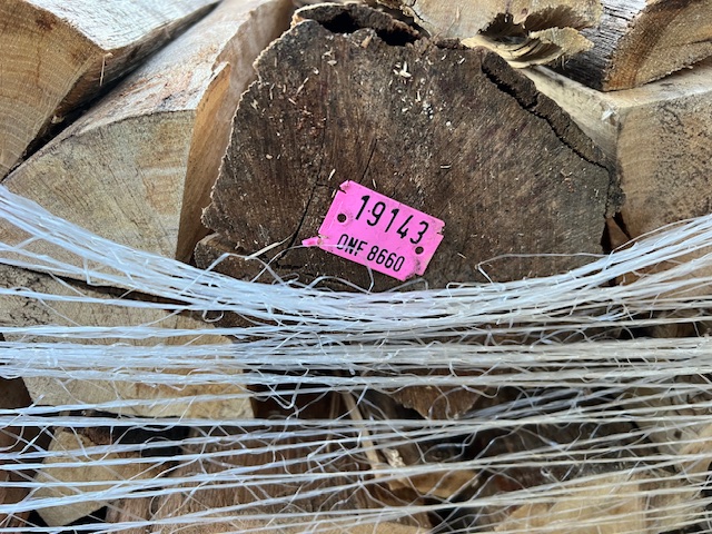 40 cm trockenes Brennholz auf Hartholzmischpalette — Foto 5